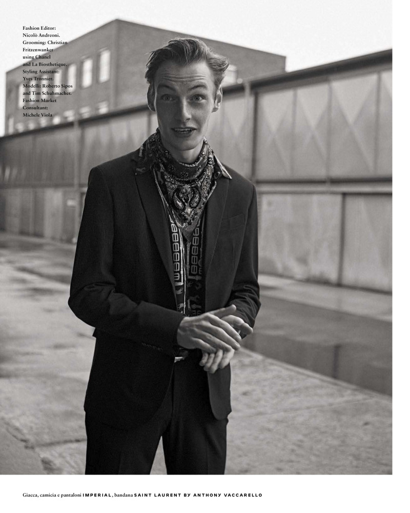 Roberto Sipos 35