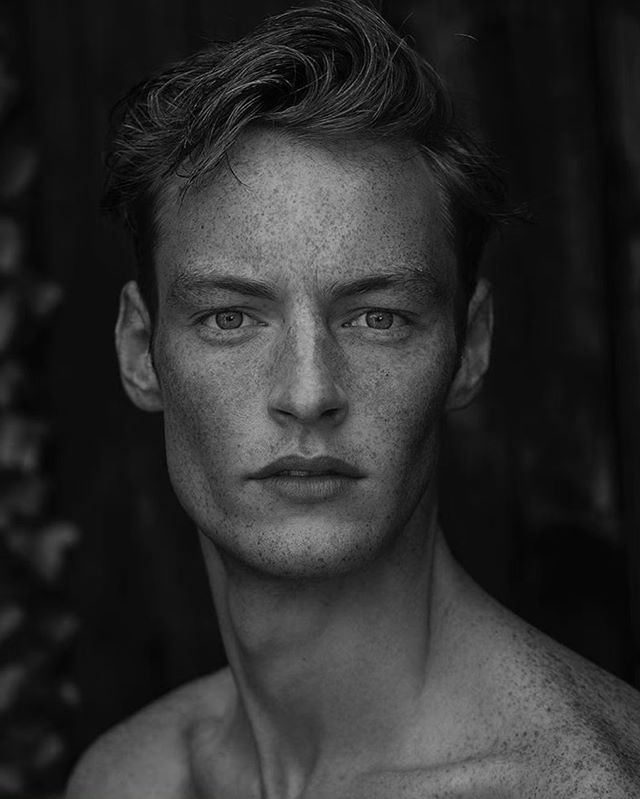 Roberto Sipos 36