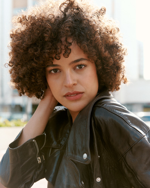 Luiza Vilaça - Acting Skills 10