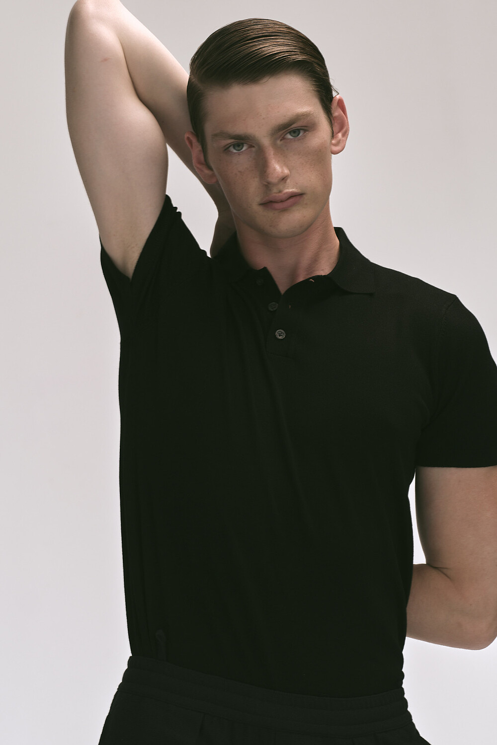 Anton Dzenisiuk 37