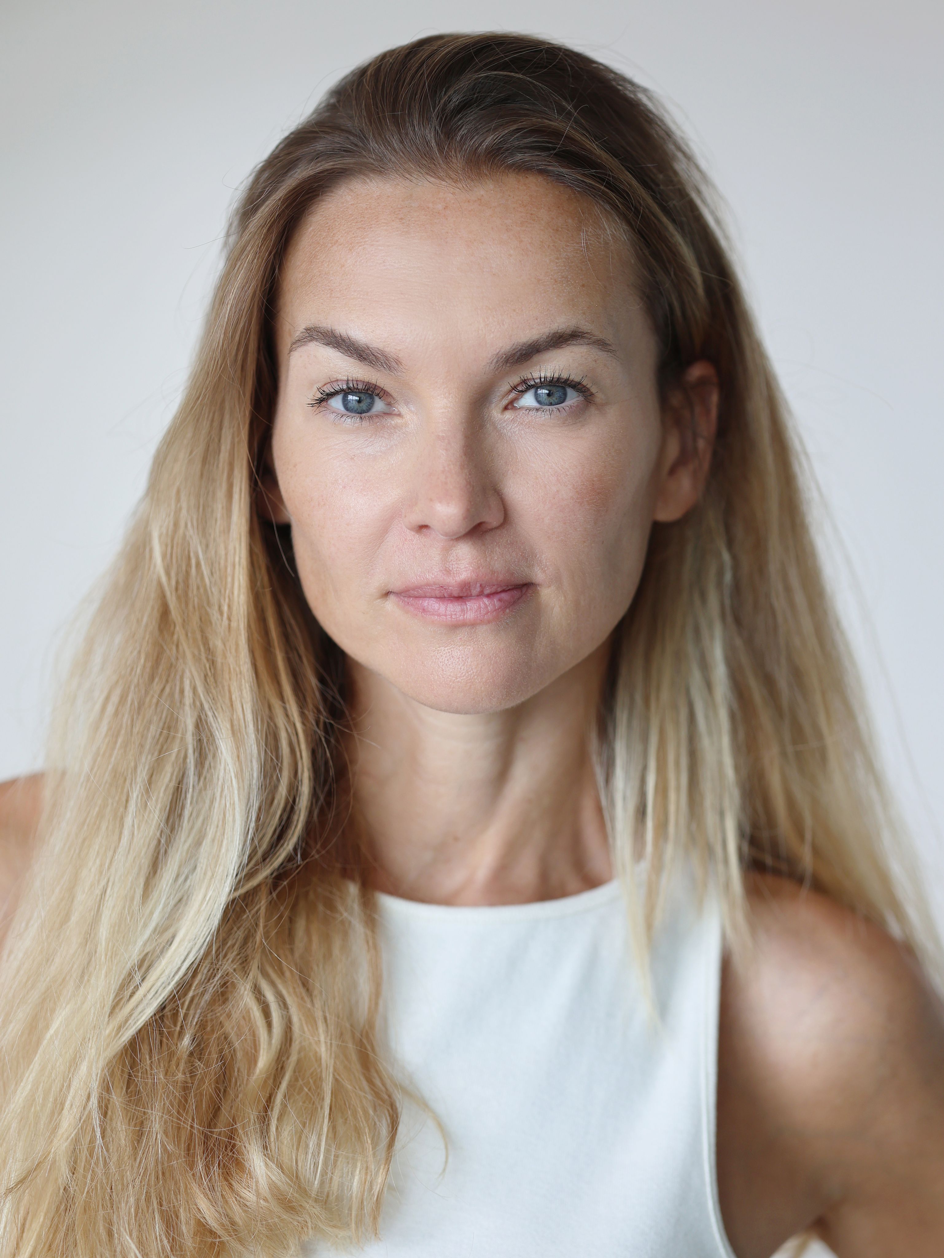 Charlotte Poutrel 23