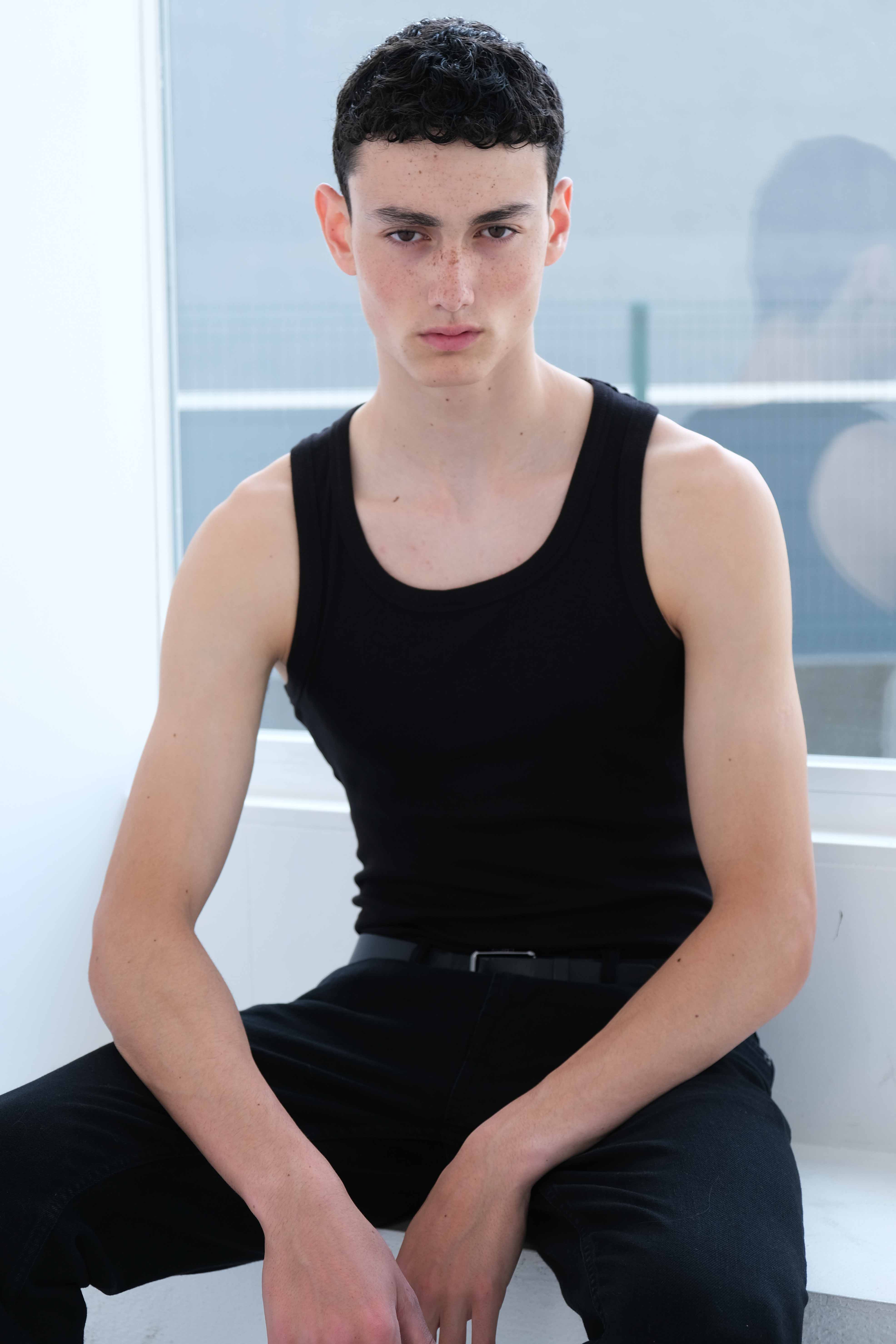 Tiago Reis 16