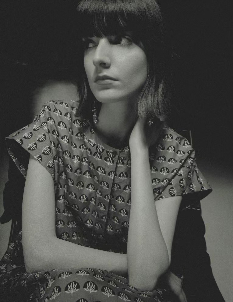 Molly London 2