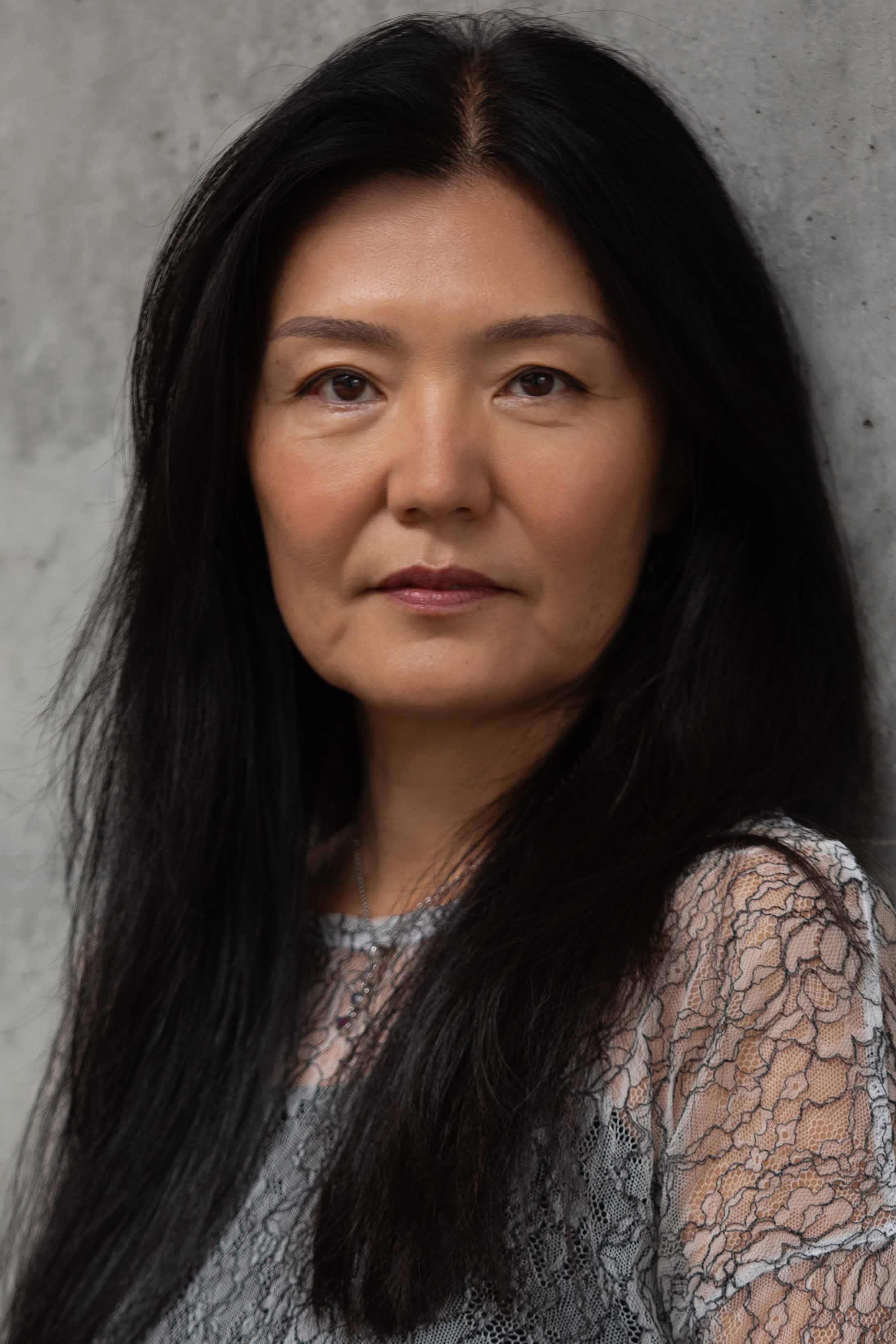 Eva Enhtuya 0