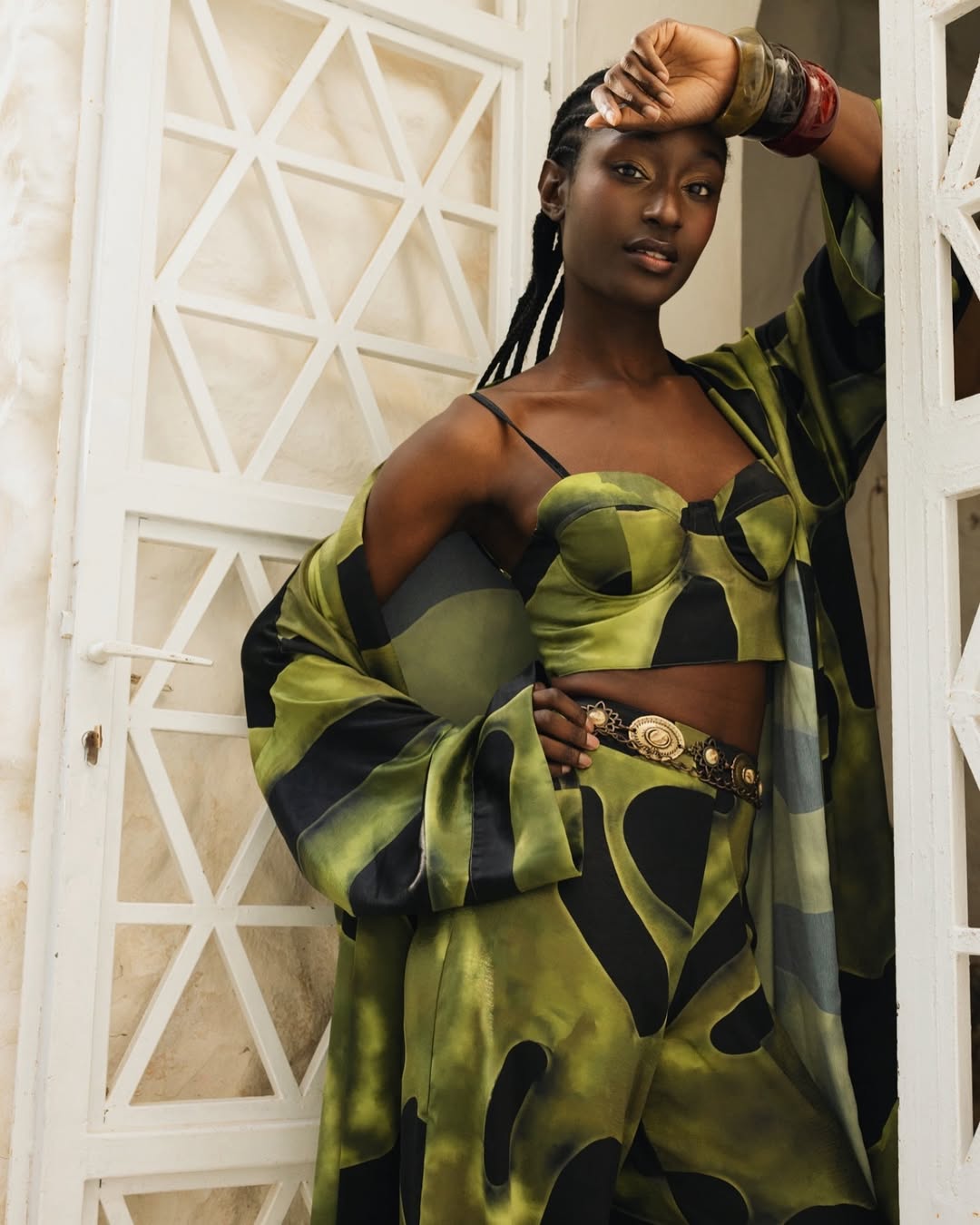 Abstracto Clothing 4