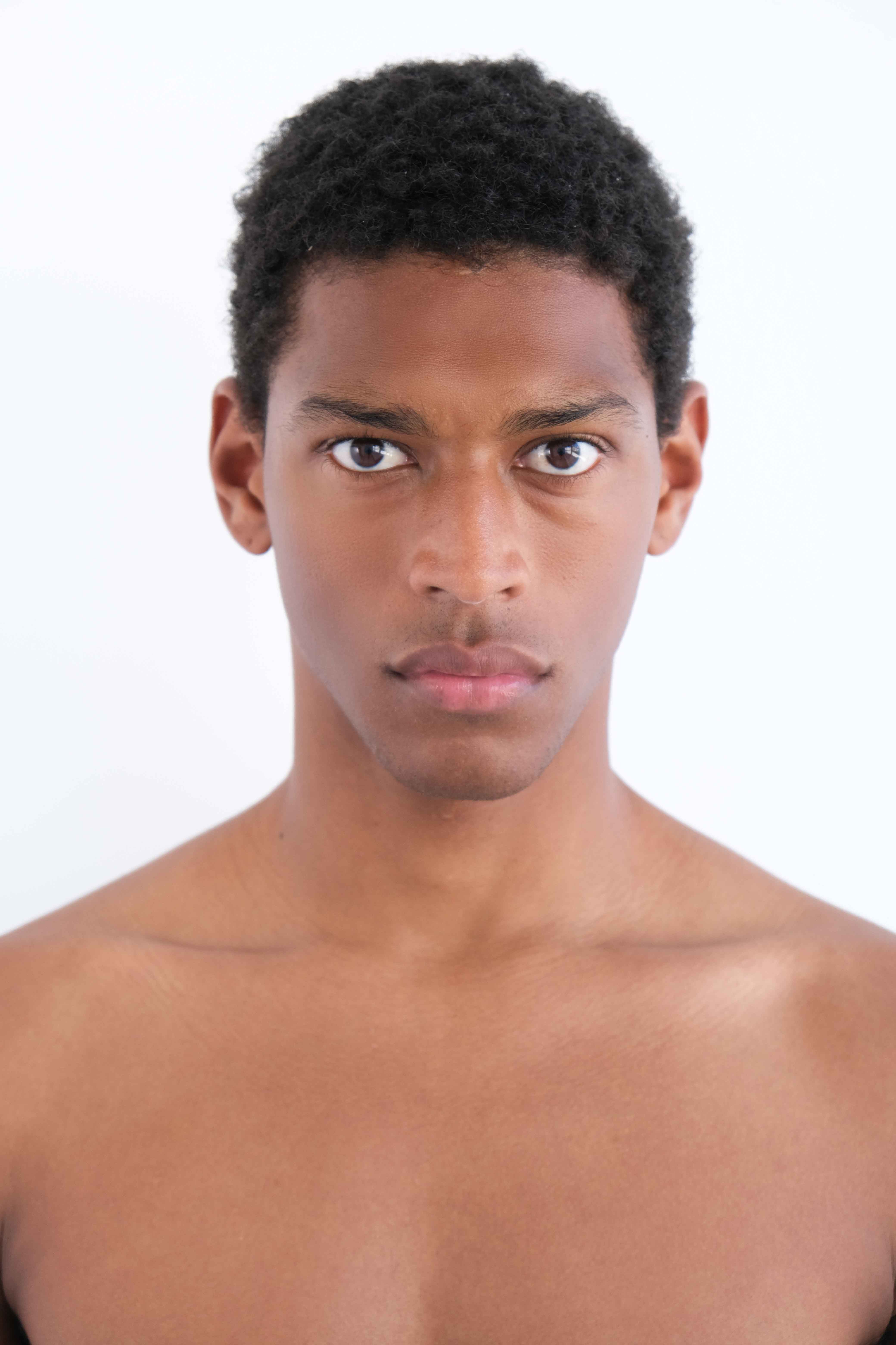 Edmilson Tavares 29