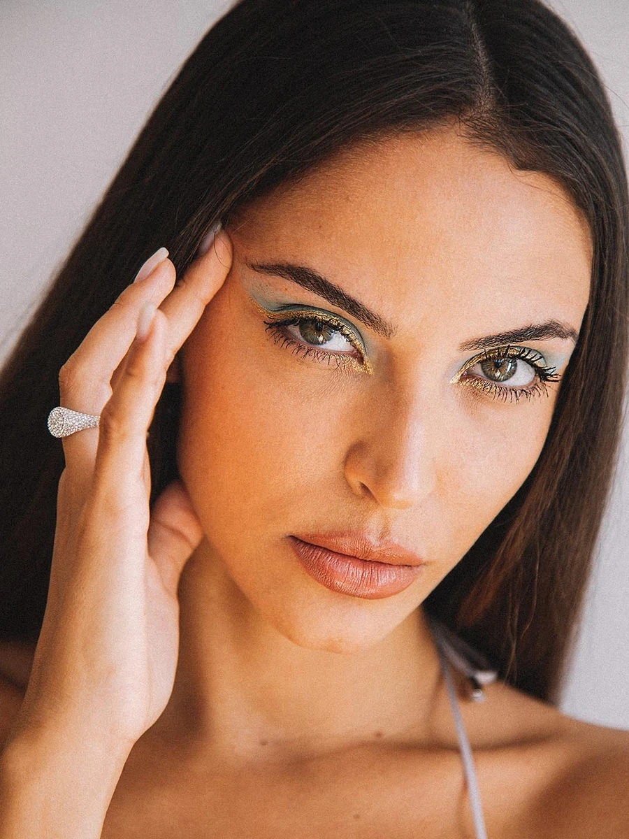 Carolina Minchetti 48