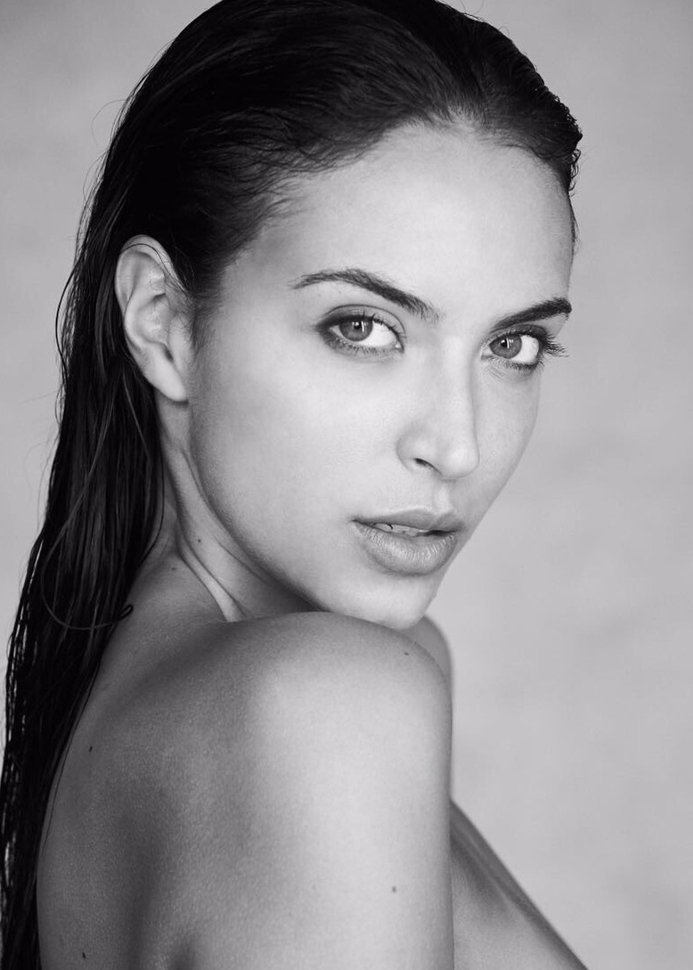 Carolina Minchetti 16