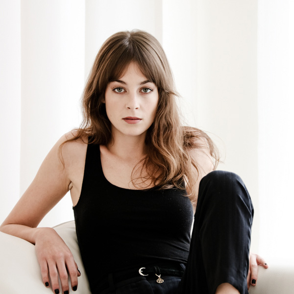 Victoria Guerra 3