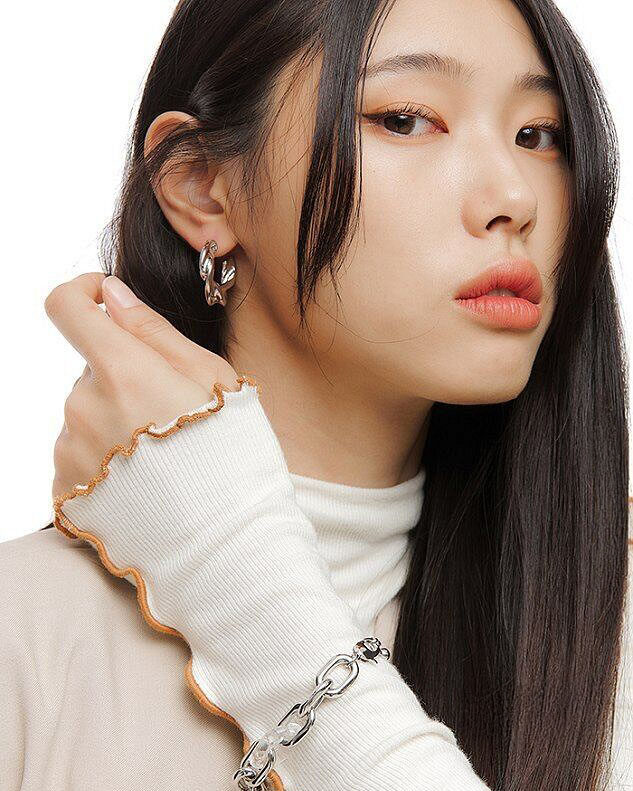 Sung Ye Jin 34