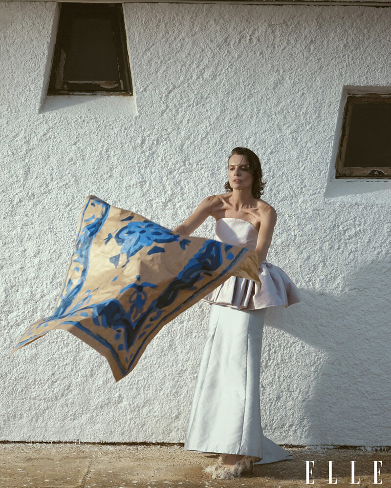 Elle Serbia September 9